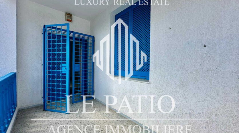Villa S+3 avec jardin, à louer à Sidi Bou Saïd