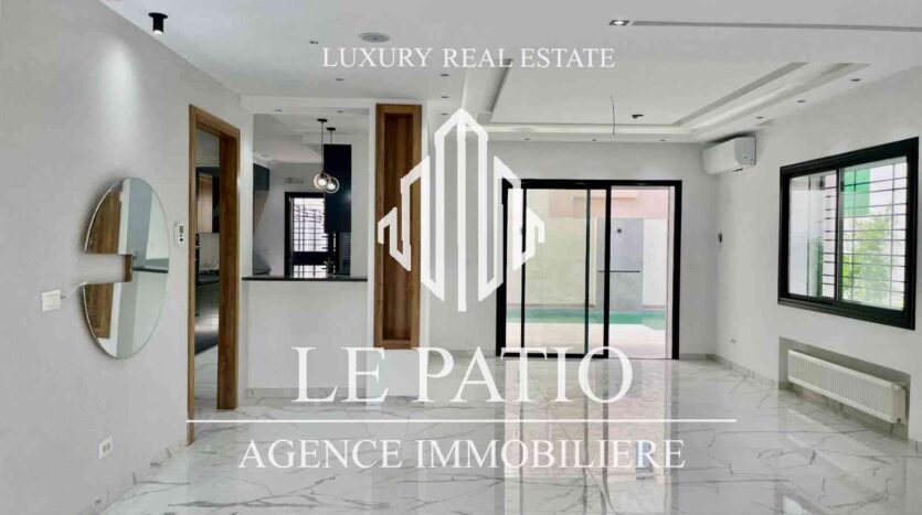 Villa jumelée S3 à louer à La Soukra