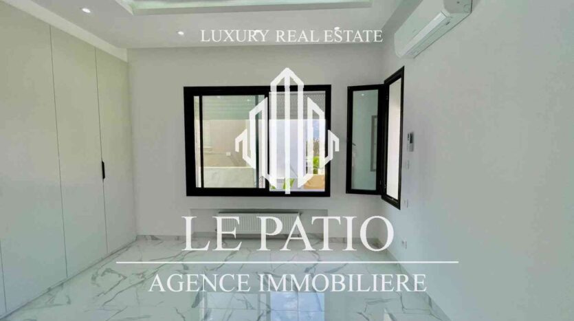 Villa jumelée S3 à louer à La Soukra