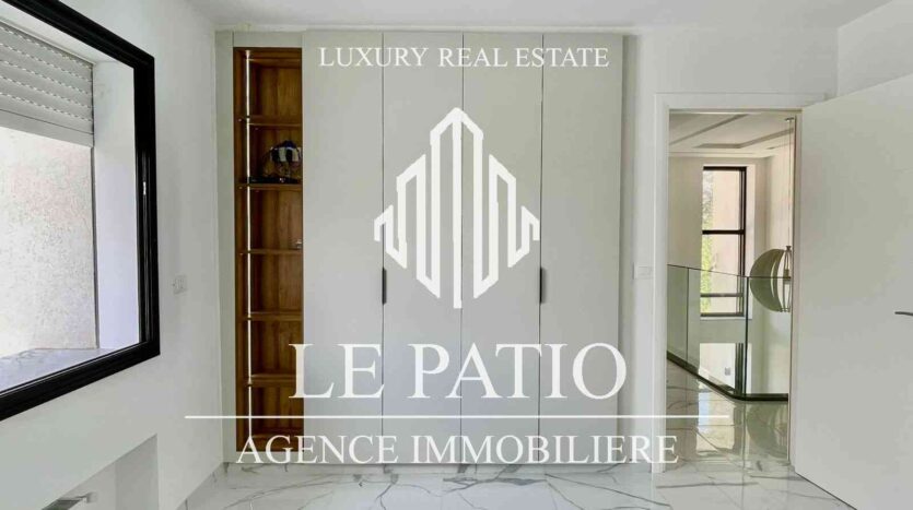 Villa jumelée S3 à louer à La Soukra