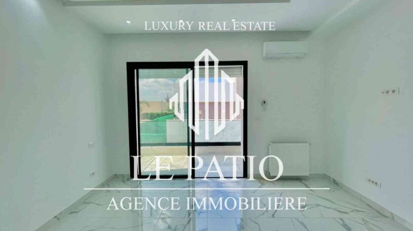 Villa jumelée S3 à louer à La Soukra